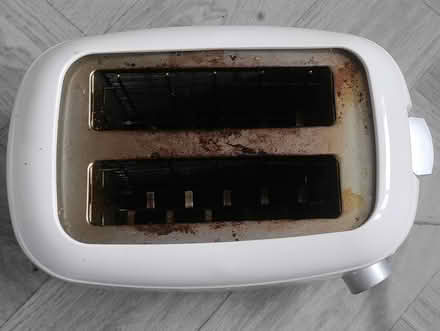 Photo of free Toaster (B20) #2