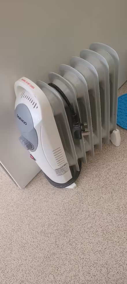 Photo of free Daewoo heater (E16) #1