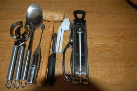 Photo of free Kitchen tools. (Polesworth B78) #1