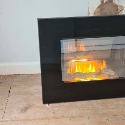 Photo of free Electric flame effect fire (Staveley LA8) #1