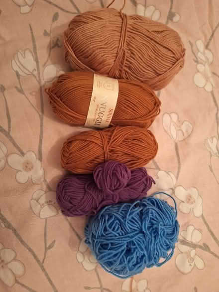 Photo of free Oddments of yarn (Leckhampton GL53) #1