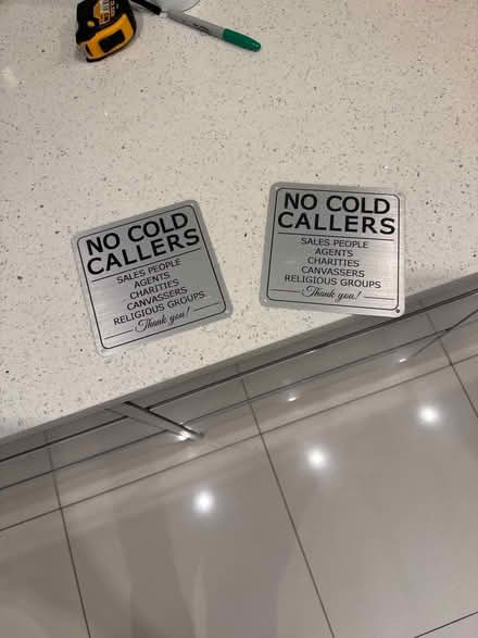 Photo of free No cold caller sign (Oval SW9) #1