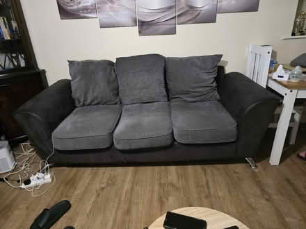 Photo of free 3 seater sofa (Wolverhampton WV4) #1