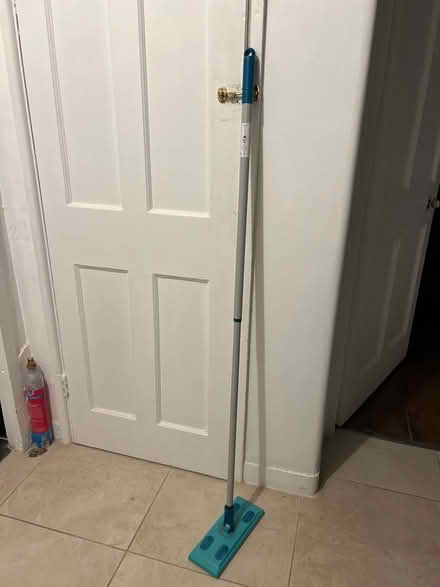 Photo of free Leifheit extendable flat mop (SW8) #2