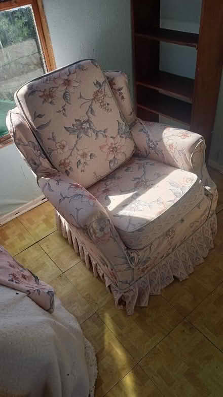 Photo of free Armchair (Batford AL4) #3