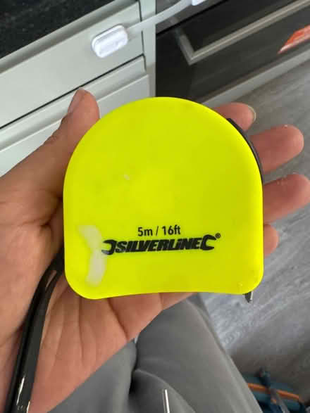 Photo of free 5m measuring tape (Croydon) #1