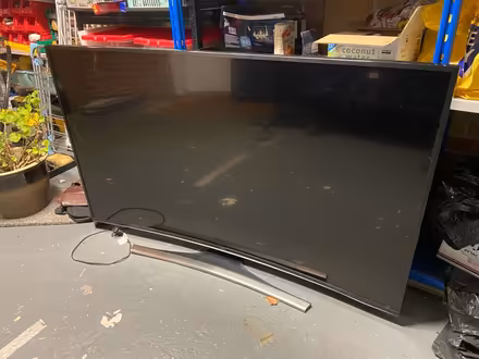 Photo of free Samsung TV 65, curved, spares or (L7) #3