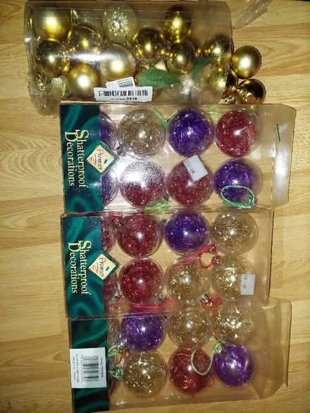 Photo of free Christmas tree, decorations and lights (Leicester LE1) #4