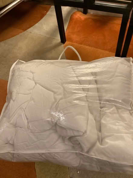 Photo of free Single duvet (Gillingham nr hospital) #2