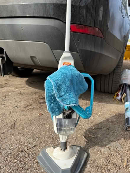 Photo of free Vax steam cleaner (Salisbury SP5) #1
