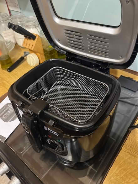 Photo of free Deep Fat Fryer (HP19) #4