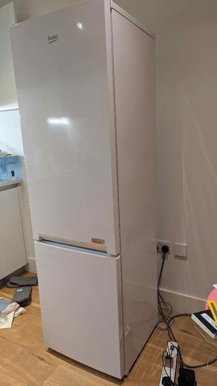 Photo of free Beko frost-free fridge freezer (Finsbury Park N7) #3