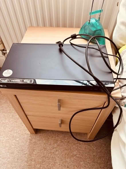 Photo of free DVD player (Oxton CH43) #1