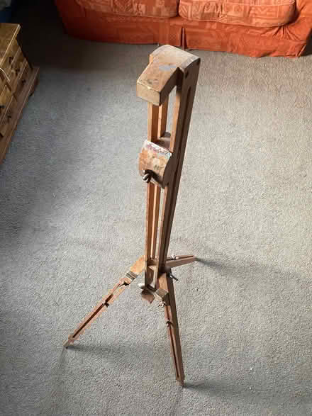 Photo of free Painting Easel (Barnard's Green WR14) #1