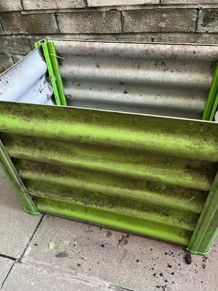 Photo of free Tin planter (Kendal LA9) #2
