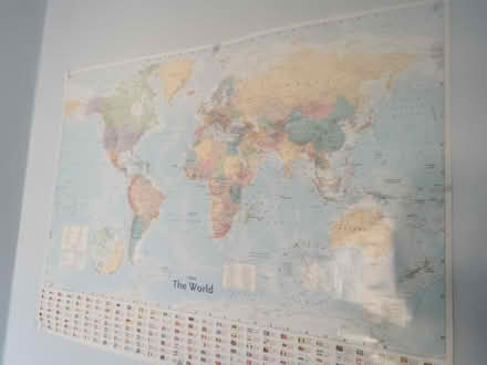 Photo of free Posters (Vale LA1) #1