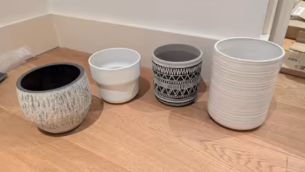 Photo of free Assorted ceramic and plastic pots (Finsbury Park N7) #1