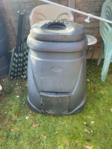 Photo of free Compost Bin Free standing (Horsham) #1