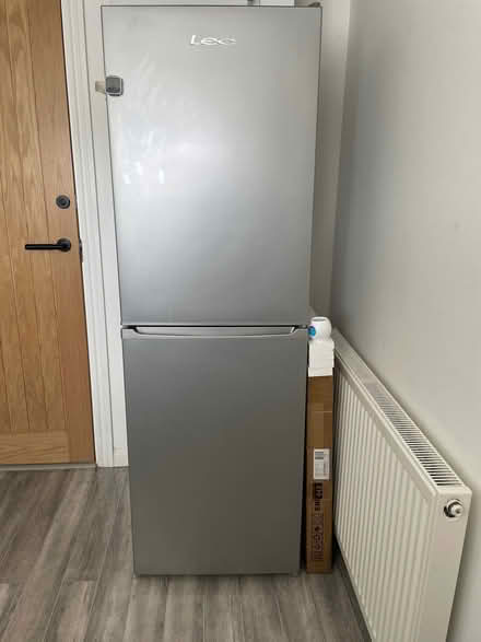 Photo of free LEC Grey fridge freezer (please read details) (Erith DA8) #1
