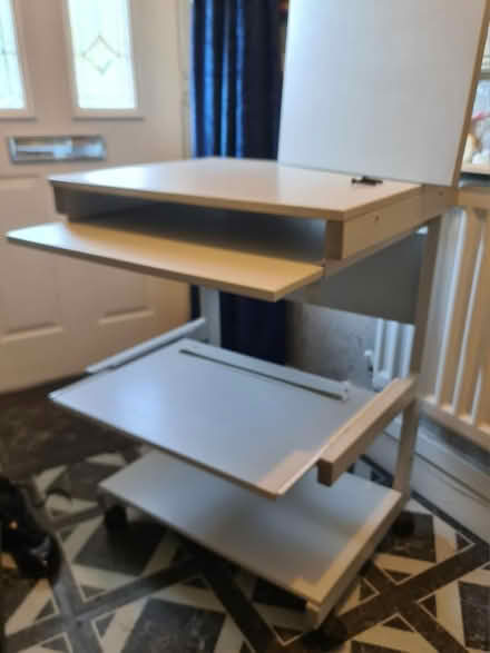 Photo of free Desk (DH2 Chester-le-Street) #2