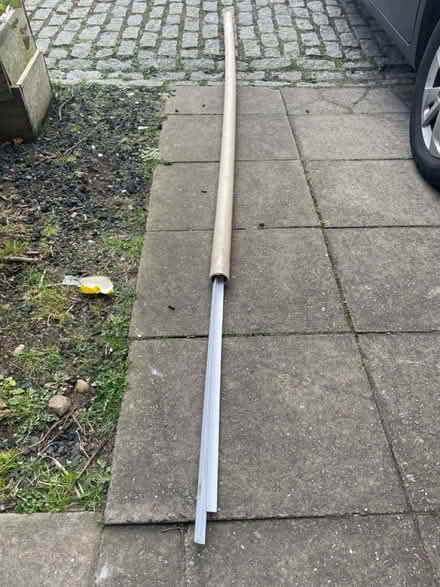 Photo of free White plastic slimline corner trim (SW9) #2