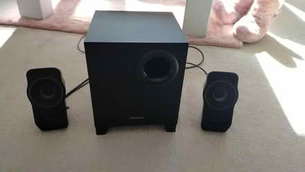 Photo of free Creative speakers and boom box. (Bennetts End HP3) #1