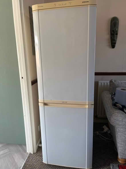 Photo of free Frost free fridge freezer (Scunthorpe DN15) #1