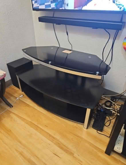 Photo of free TV stand (Fair Oaks and Wolfe) #2