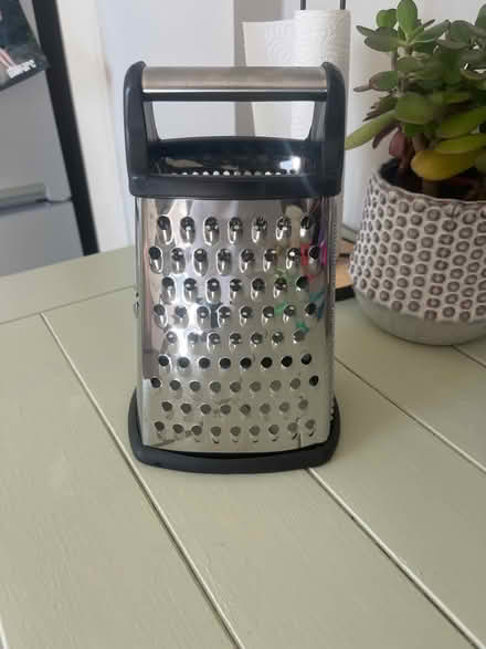Photo of free M+S kitchen grater (Bray) #1