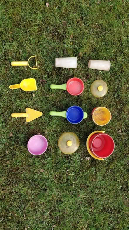 Photo of free Beech/Sandpit/Play Cooking Toys (Harrogate HG2) #1