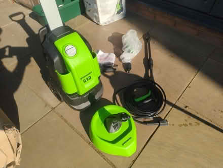 Photo of free Pressure washer unused but broken (EN11 - Hoddesdon) #1