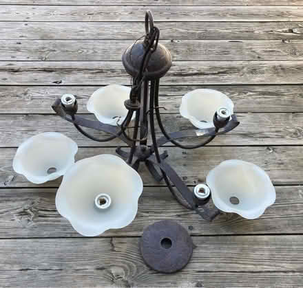 Photo of free Vintage Chandelier (Somerset/Bayswater) #2