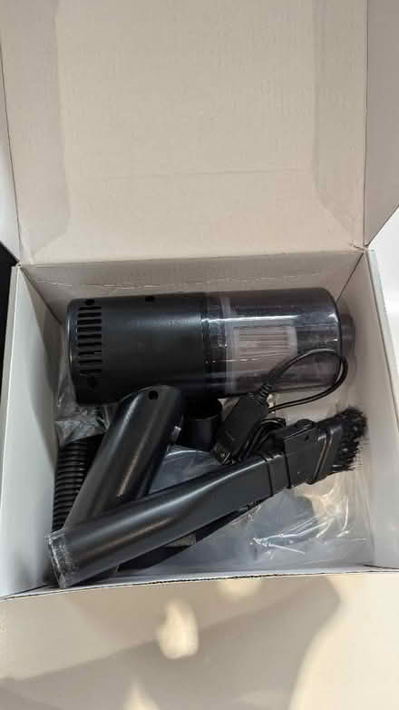 Photo of free Portable desk vacuum cleaner (Finsbury Park N7) #2