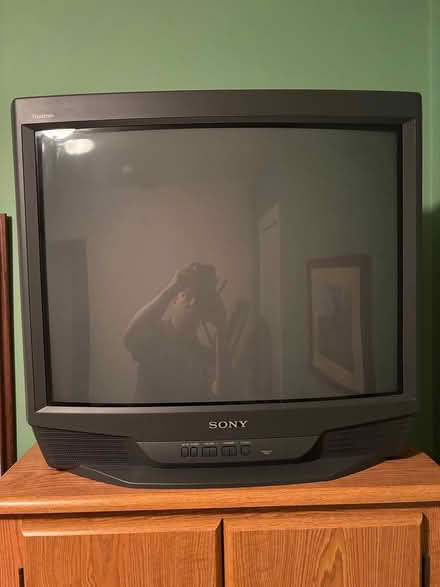 Photo of free 27” TV and 5 disk DVD player (Crystal) #1
