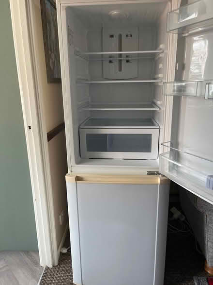 Photo of free Frost free fridge freezer (Scunthorpe DN15) #2