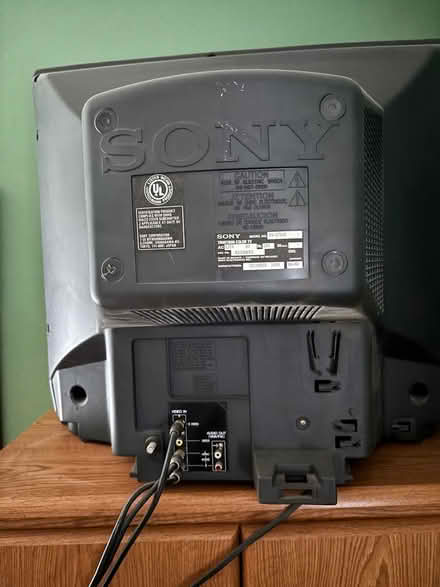 Photo of free 27” TV and 5 disk DVD player (Crystal) #2