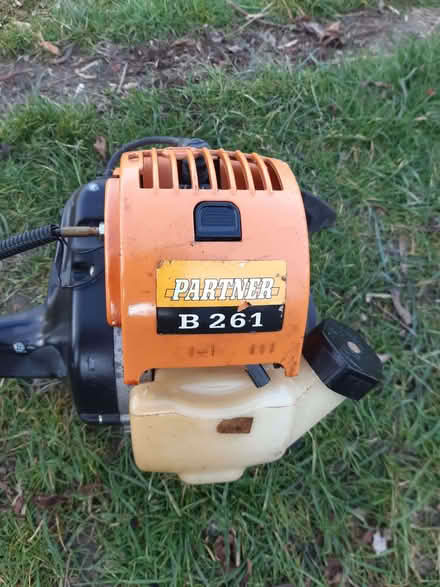 Photo of free Strimmer/brush cutter (Fishbourne PO19) #3