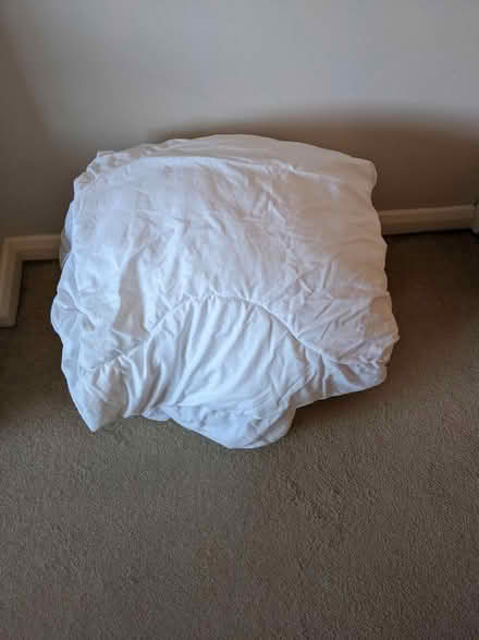 Photo of free 2 x single duvets (Low fell Gateshead) #2