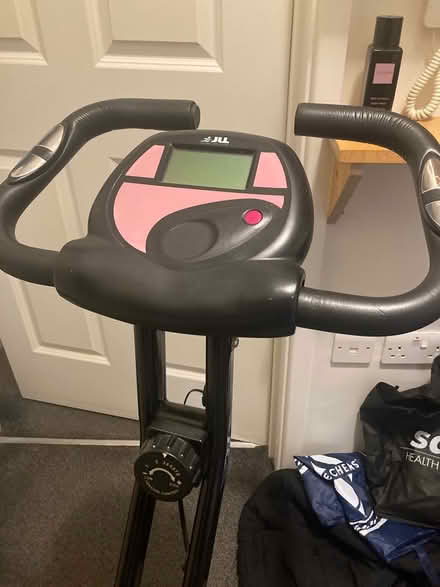 Photo of free Excercise Bike (south oxhey watford WD19) #1