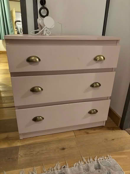 Photo of free Baby pink chest of drawers (Kennington SW9) #1