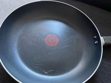 Photo of free Secondhand medium frying pan (M16 Trafford) #2