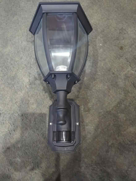 Photo of free Porch Lamp (Croydon CR7 postcode) #2