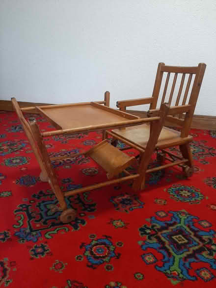 Photo of free Vintage high chair (Hove BN3) #2