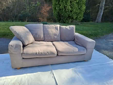 Photo of free Very comfortable Sofa in good condition. (Evenjobb LD8) #2