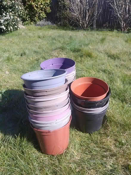 Photo of free Plastic pots (Letchworth SG6) #1