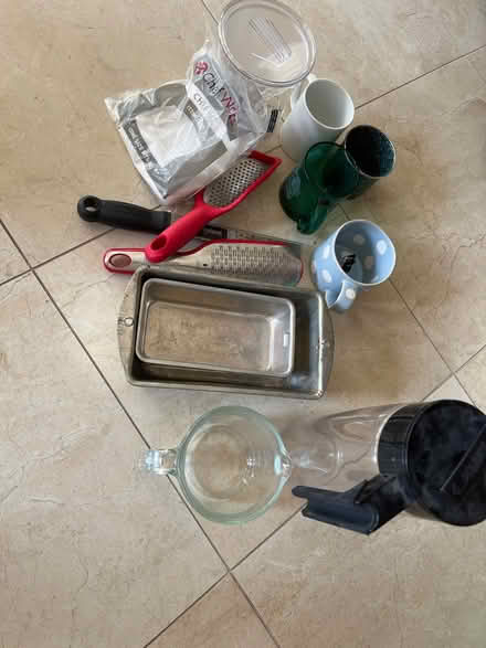 Photo of free Various kitchen items (Saratoga) #1