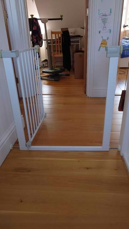 Photo of free Stair gate (Tonbridge) #3