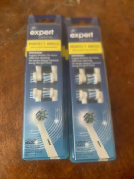 Photo of free Oral B toothbrush heads x 8 (Farlington PO6) #1