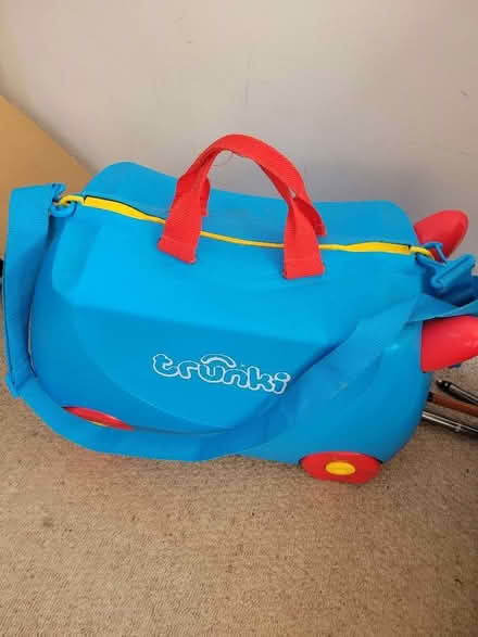 Photo of free Trunki kid's suitcase (Lower Walkley S6) #1