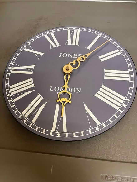 Photo of free Wall Clock (Morden SM4) #1